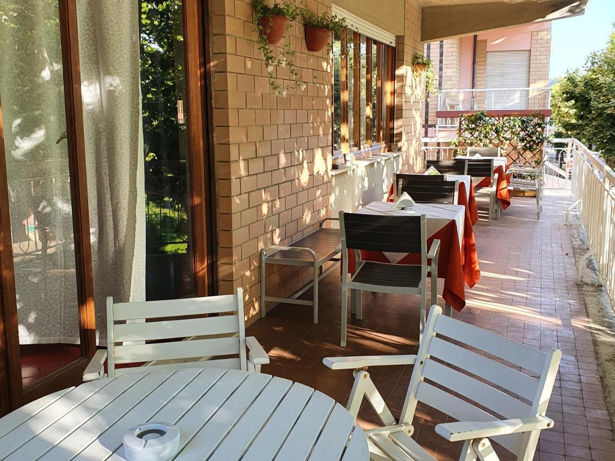Hotel Cormorano Pedaso Buitenkant foto