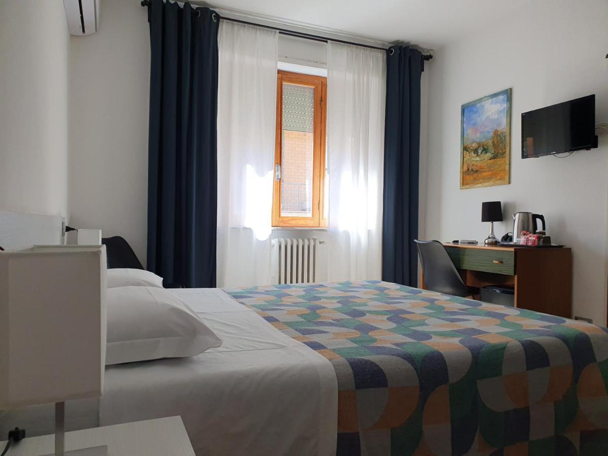 Hotel Cormorano Pedaso Buitenkant foto